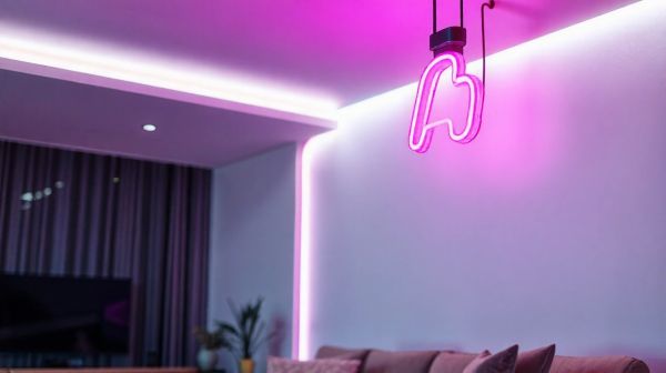 5 idées surprenantes pour un néon LED sur mesure chez vous